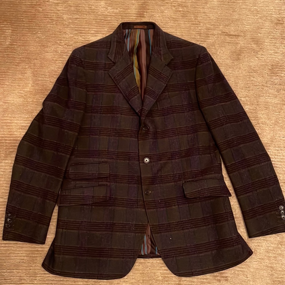 Mens Etro blazer multi colors with silk lining. Button front, wool fabric